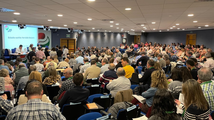 La Asamblea Territorial de Bizkaia elige por unanimidad a Aitor Esteban Bravo como candidato a presidir el Euzkadi Buru Batzar